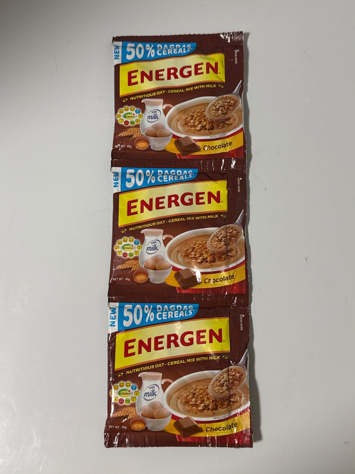 Energen Chocolate Flavor Nutritious Oat-Cereal Mix with Milk 3x40g