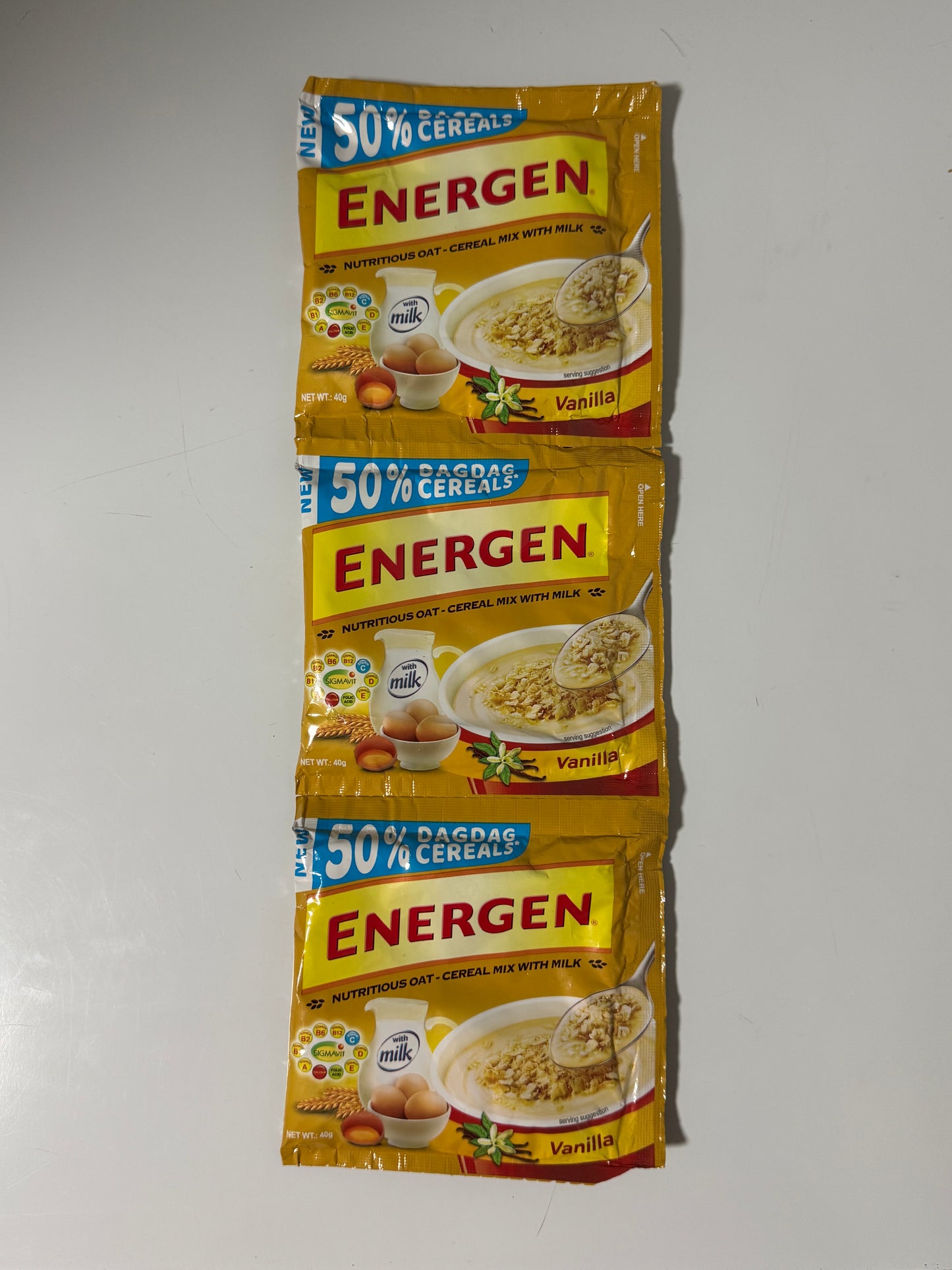 Energen Vanilla Flavor Nutritious Oat-Cereal Mix with Milk 3x40g